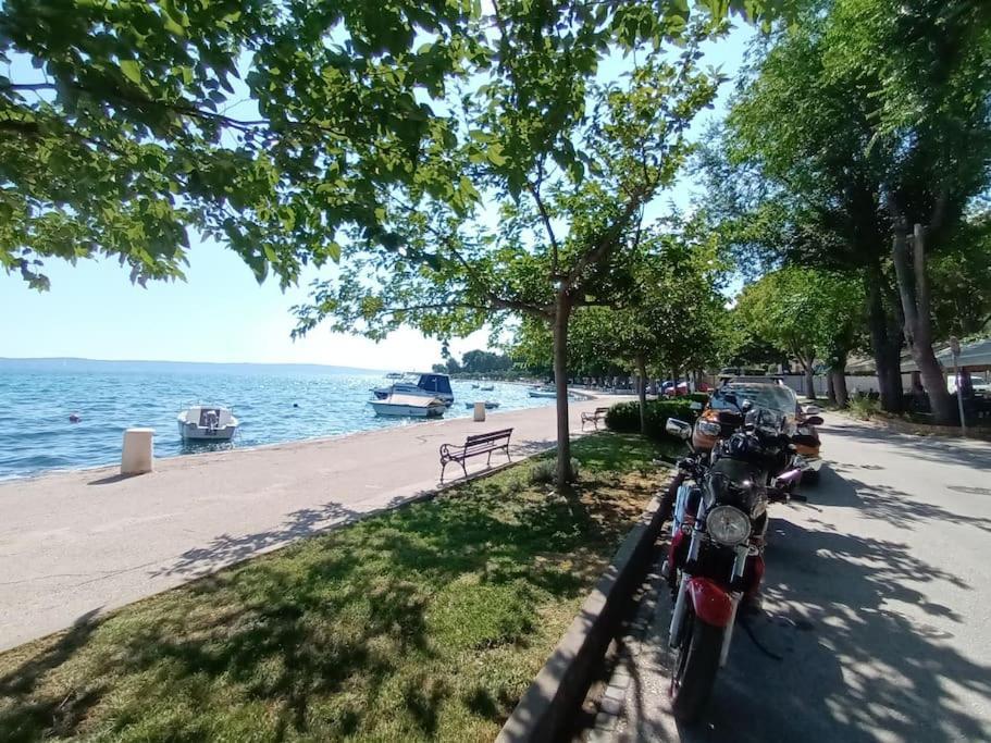 Apartment Kalliope, 200M Sea Kaštela Екстериор снимка